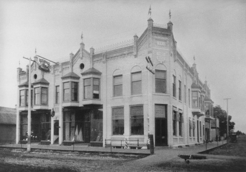 Millikens - Tc Arts Commission Photo (newer photo)